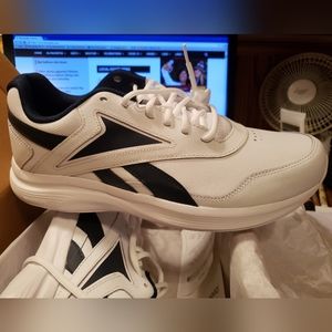 Men's Reebok Walk Ultra 7 DMX Max Sz 9.5